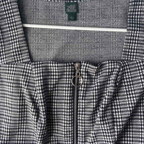 Cropped T shirt - Picture 3 of 4